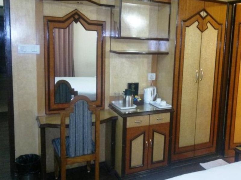 Hotel Radhika Regency Rourkela Екстериор снимка