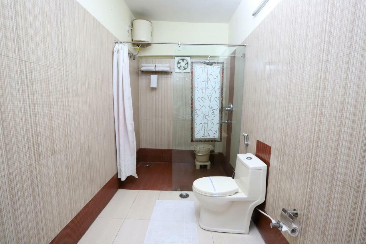 Hotel Radhika Regency Rourkela Екстериор снимка